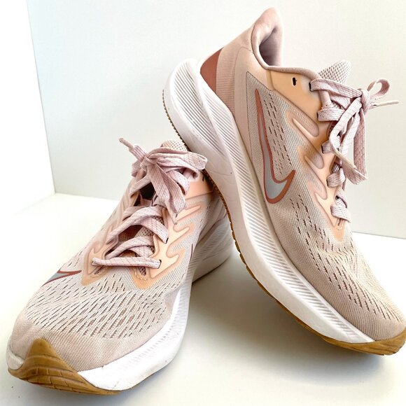 Nike Zoom Winflo 7 Barely Rose Womens Running Sneakers Size 6.5 CJ0302-601 - Picture 1 of 10